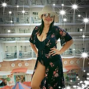 Meet your Posher, Sheila